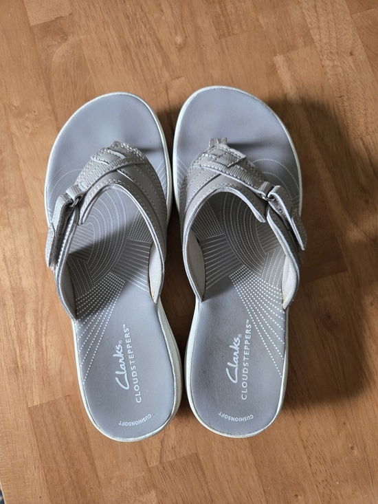 Clarks Shoes - Clarks Cloudsteppers Light Gray Slip-On Sandals